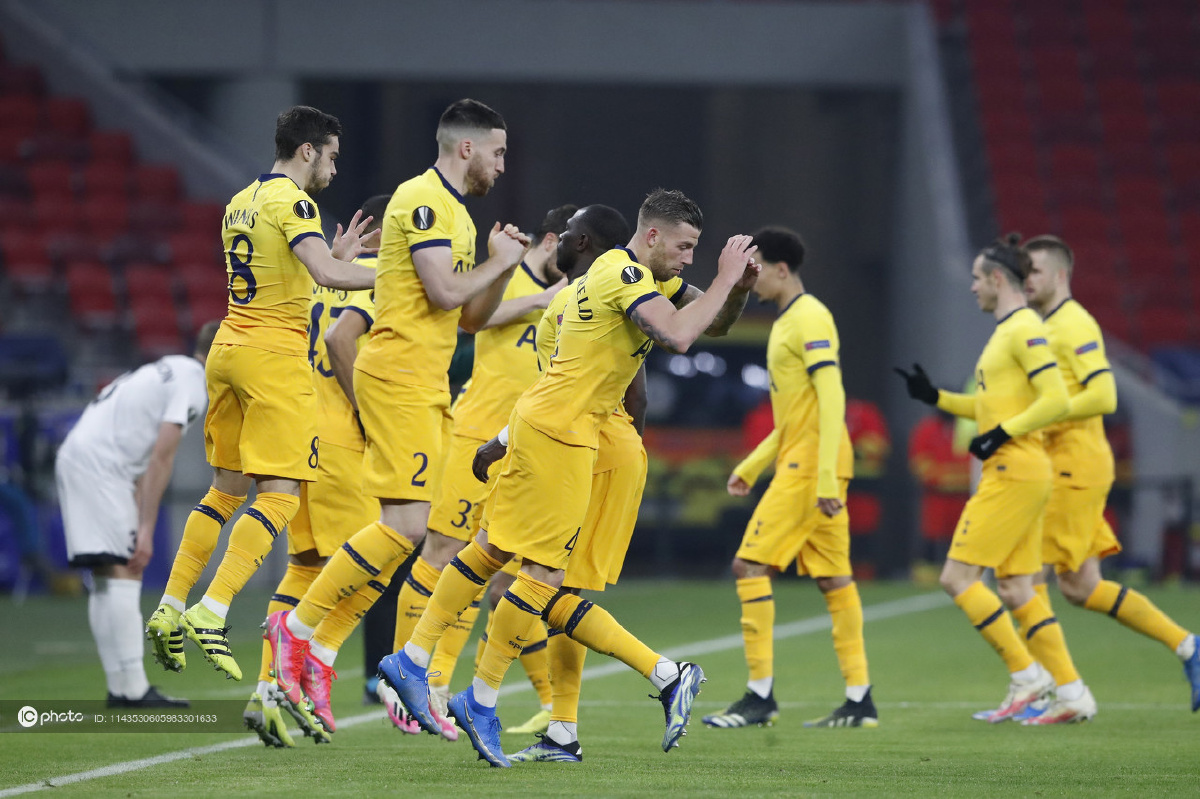 太狠了！巴塞罗那今夜强势反弹窗口期托特纳姆调整名单以备欧联，芝加哥公牛围绕荷甲单刀错失的简单介绍开云体育app